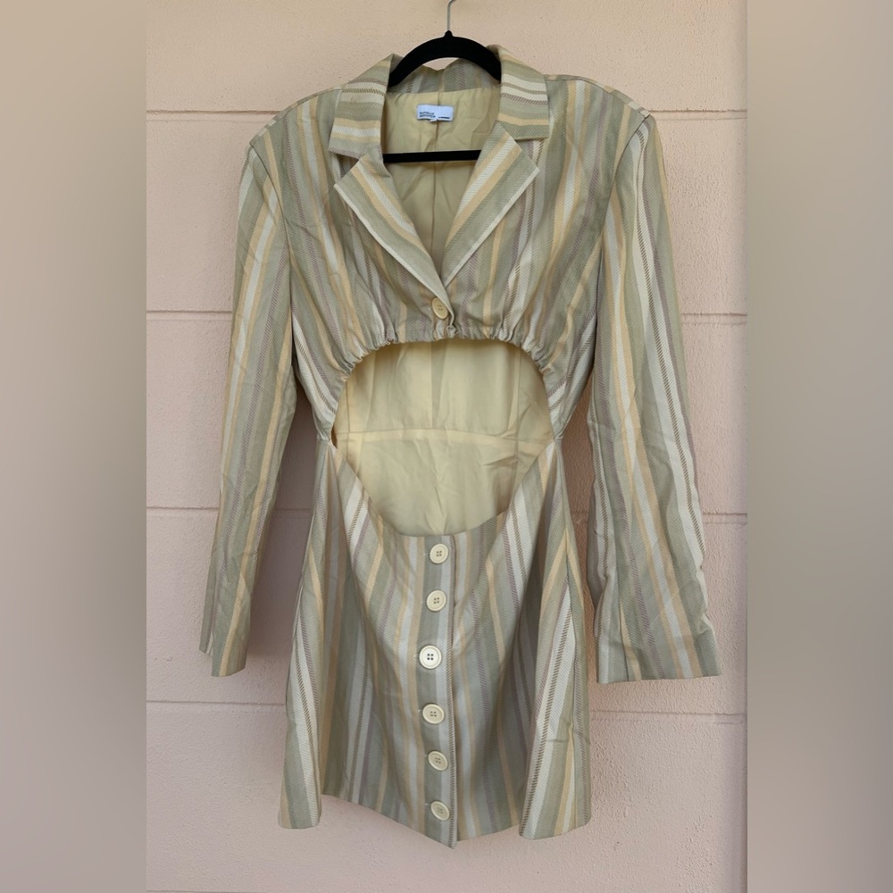 Danielle Bernstein cut out long sleeve stretch blazer dress - Picture 3 of 4